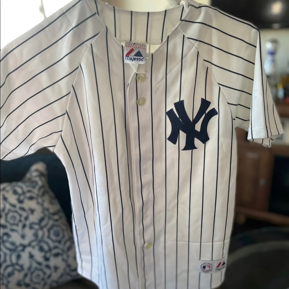 MAJESTIC NEW YORK YANKEE JERSEY